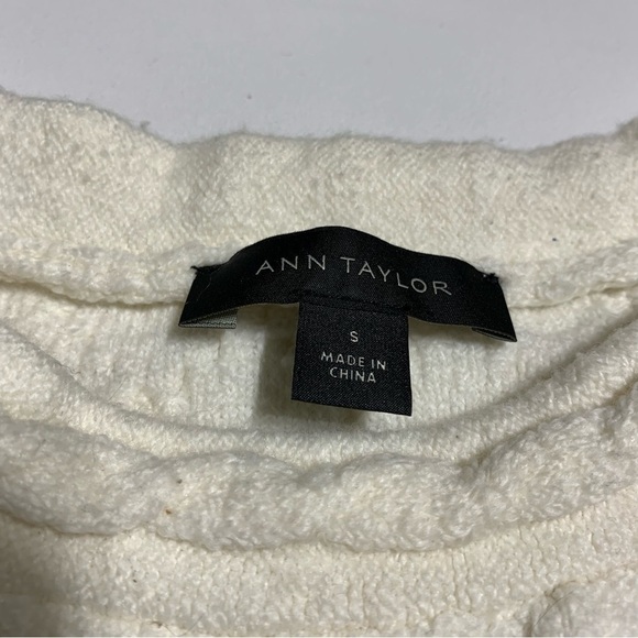 Ann Taylor S cable knit sweater - Picture 3 of 6